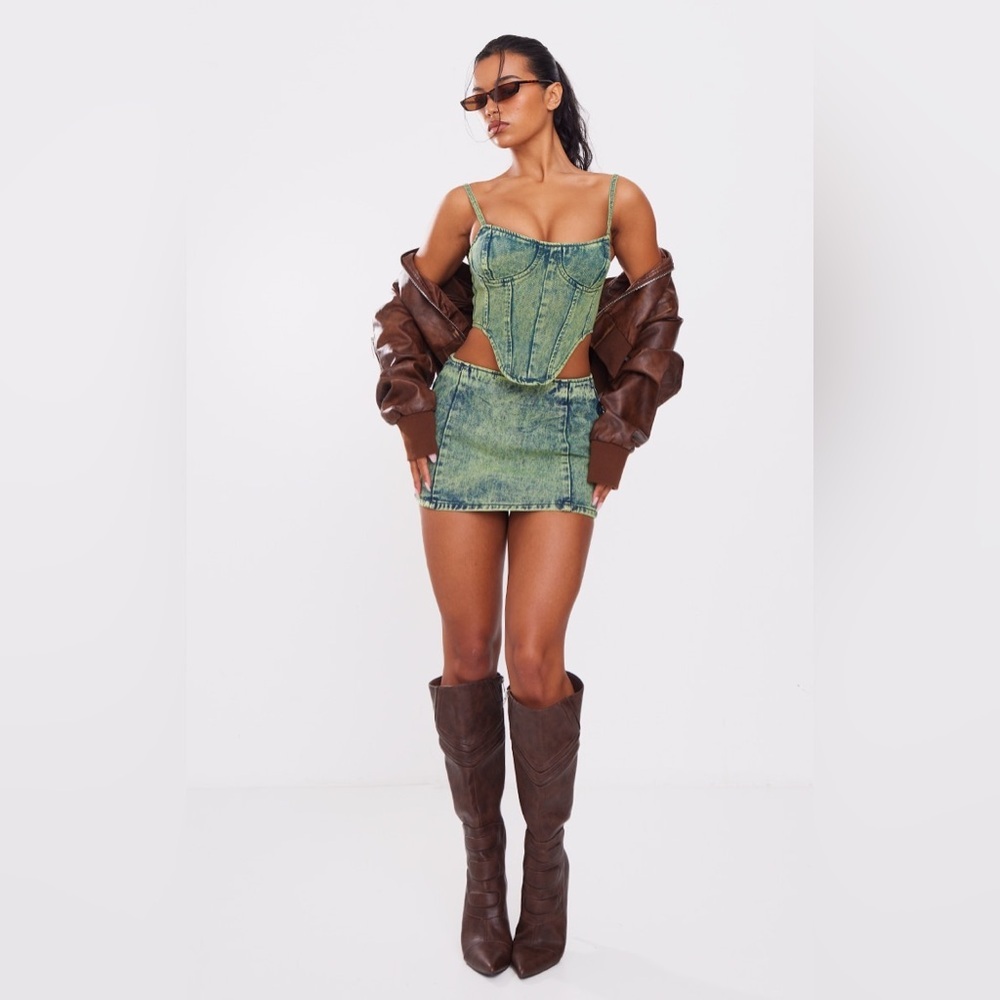 NWT PrettyLittleThing Green Tint Vintage Wash LowRise Denim Mini Skirt UK 4 US 0